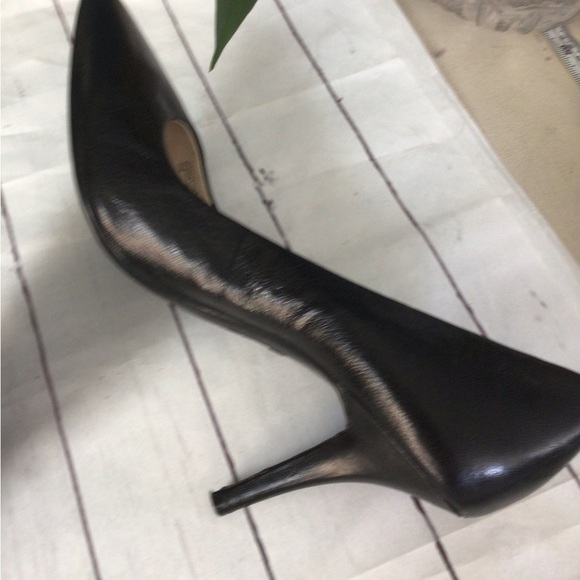 Black Michael Kors Heels - Picture 2 of 11